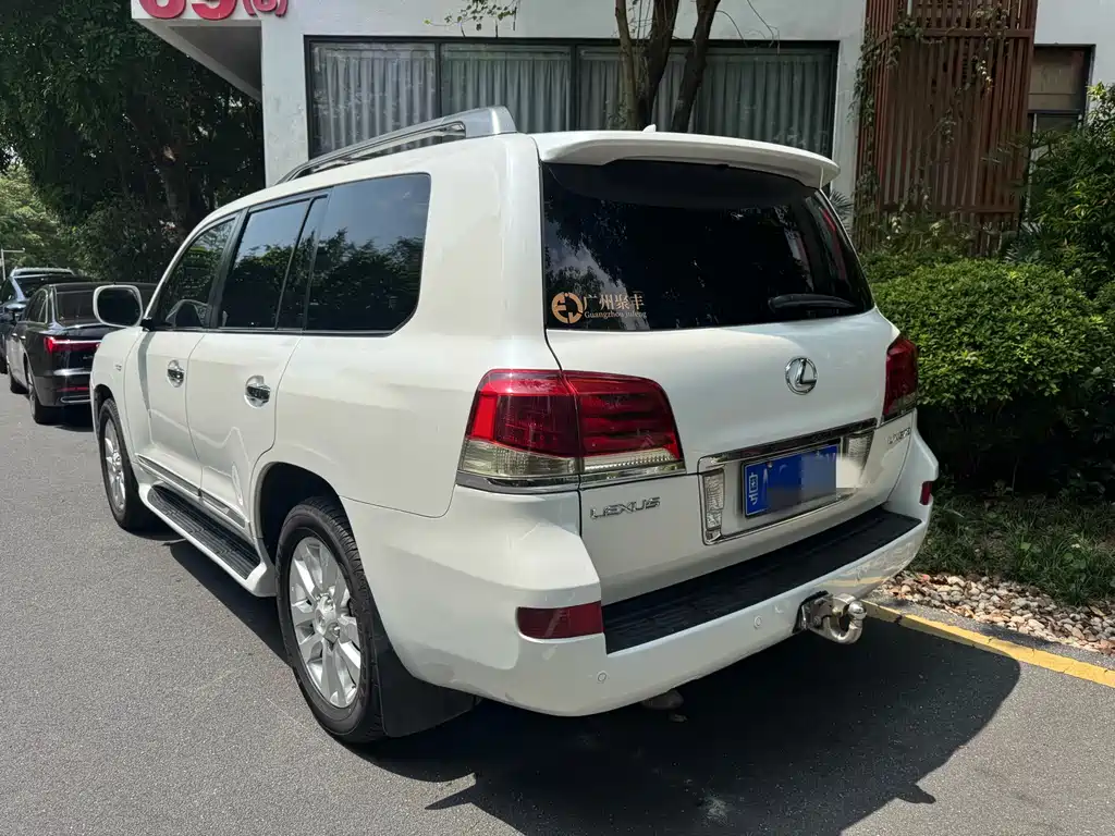 Lexus LX 2009 570