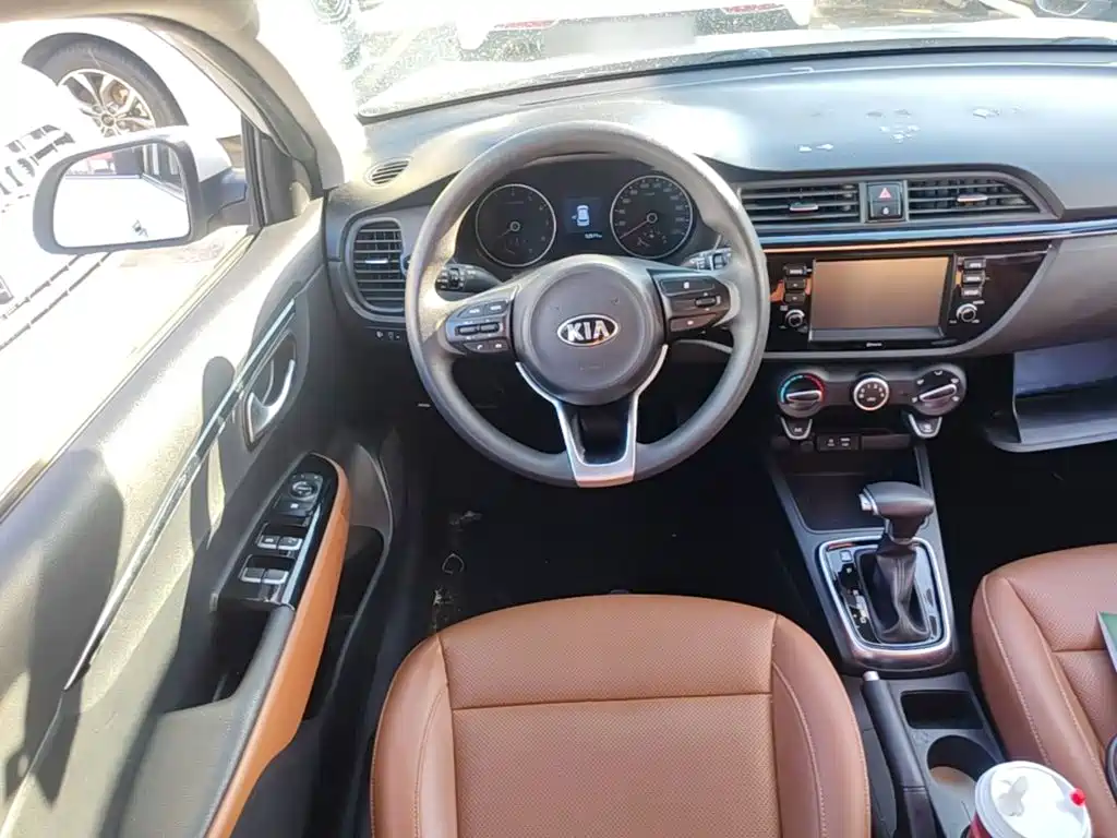 Kia KX Cross — миниатюра 15