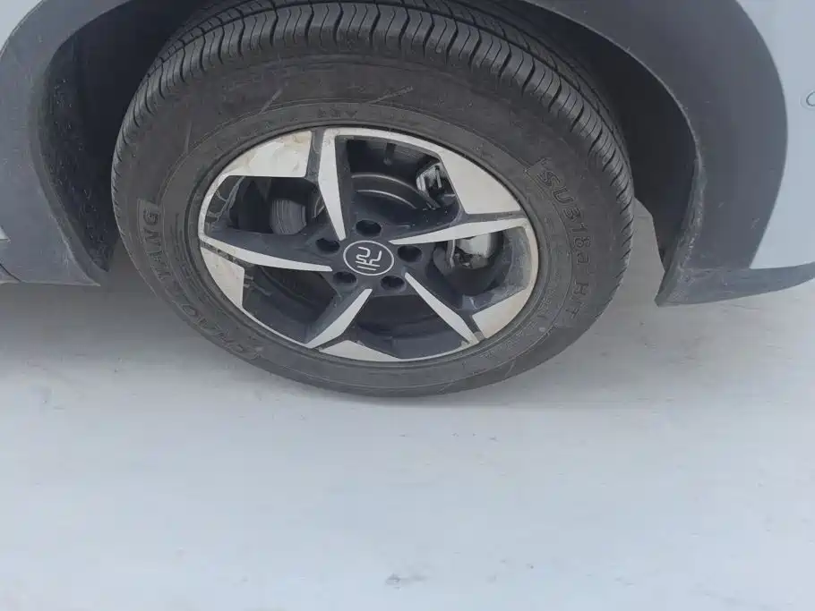 BYD Yuan UP — миниатюра 6
