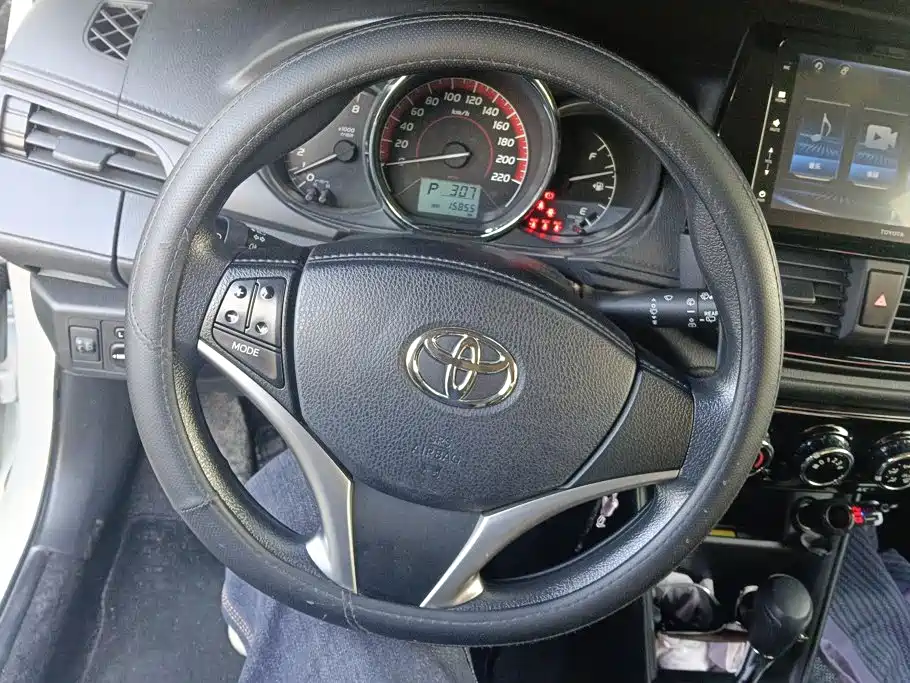 Toyota Vios FS — миниатюра 15