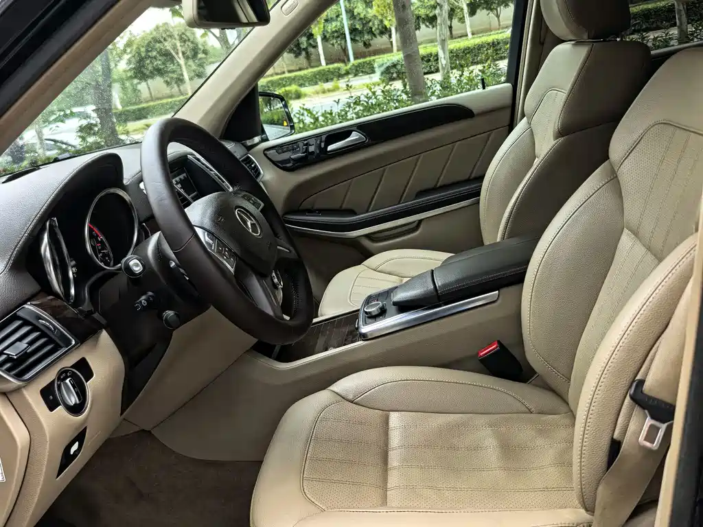 Mercedes-Benz GL-Class — миниатюра 9
