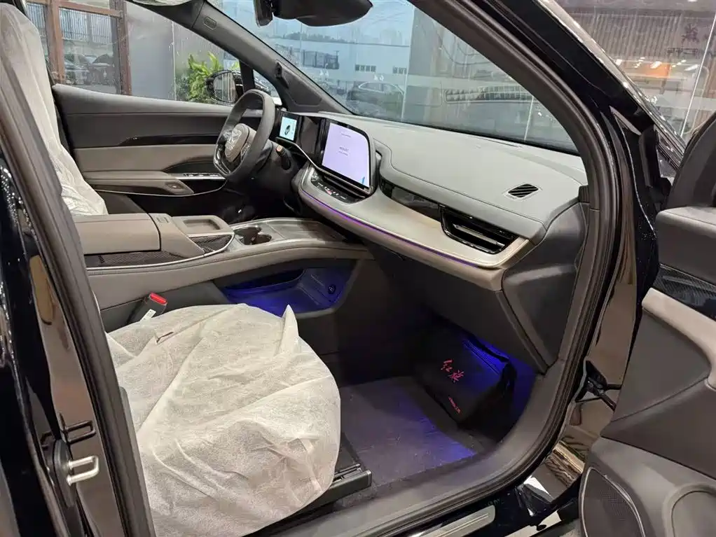 Hongqi HONGQI TIANGONG 08