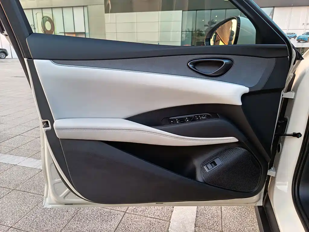 BYD Seal 06 — миниатюра 12