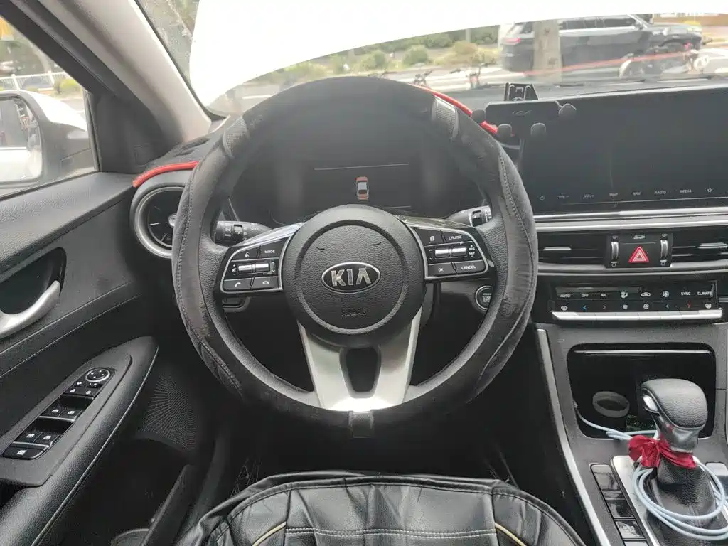 Kia K3 — миниатюра 6