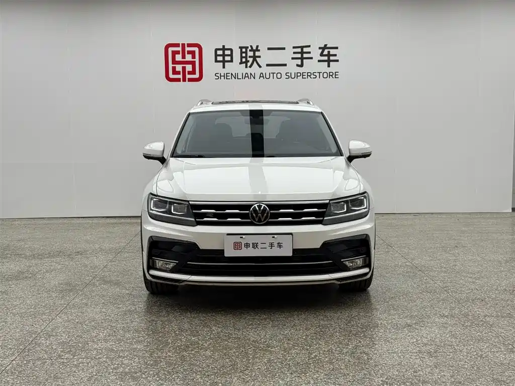 Volkswagen Tiguan L L 2021 330TSI AT R-Line