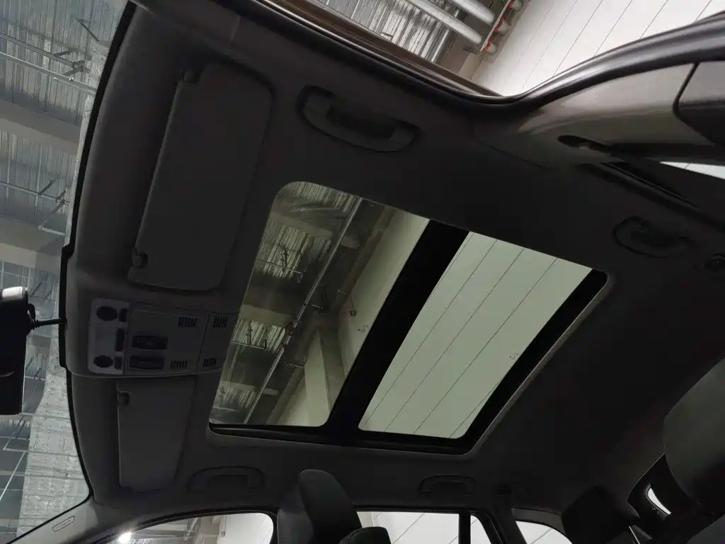 BMW X1 — миниатюра 14