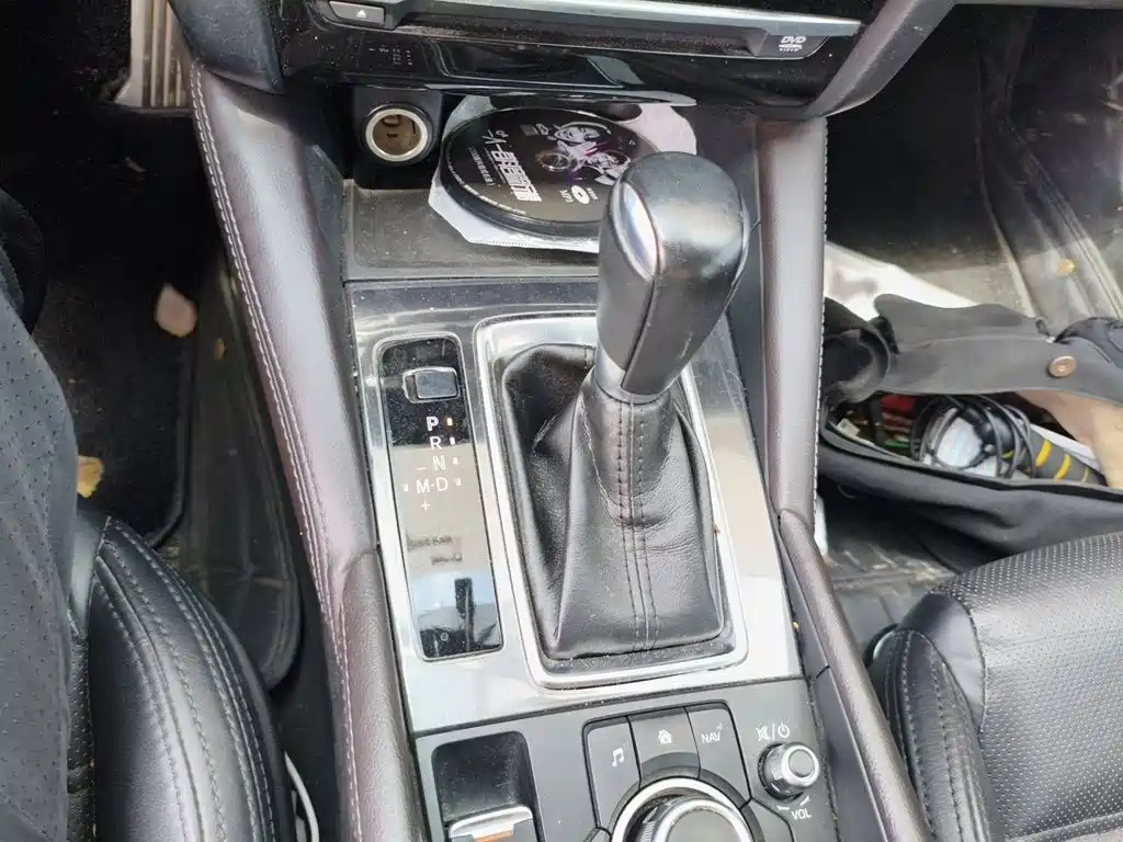 Mazda Atenza — миниатюра 7