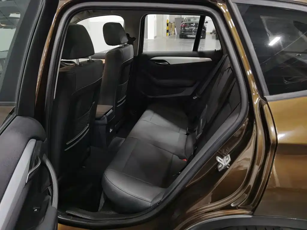 BMW X1 — миниатюра 15