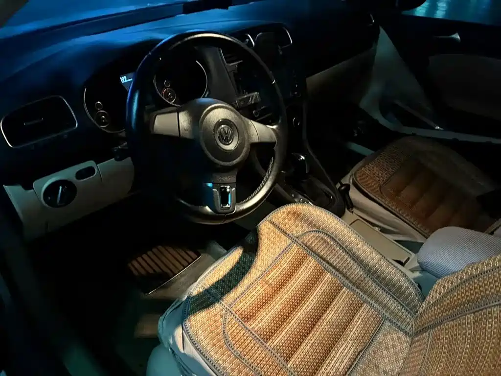 Volkswagen Golf — миниатюра 5