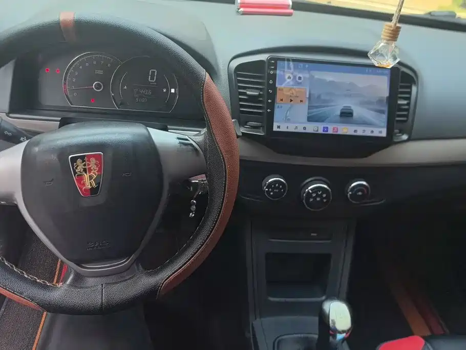 Roewe 350 — миниатюра 12