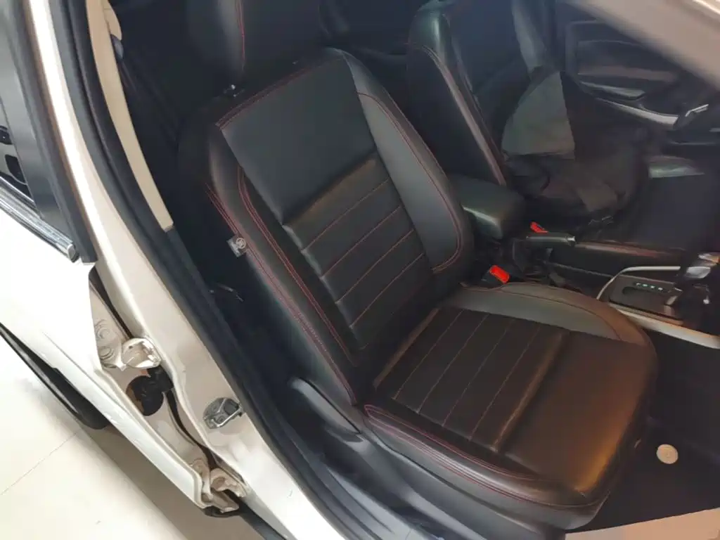 Ford Ecosport — миниатюра 25