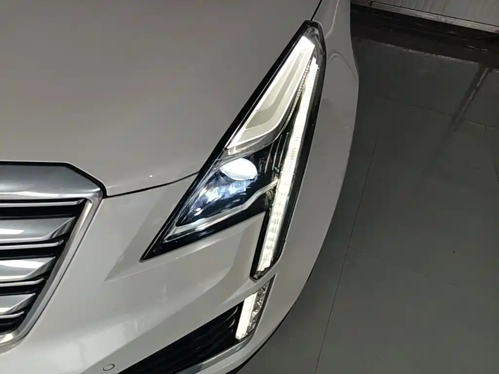 Cadillac XT5 — миниатюра 24