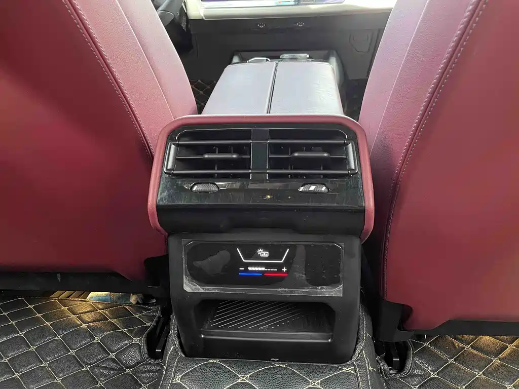 BMW i5 — миниатюра 16