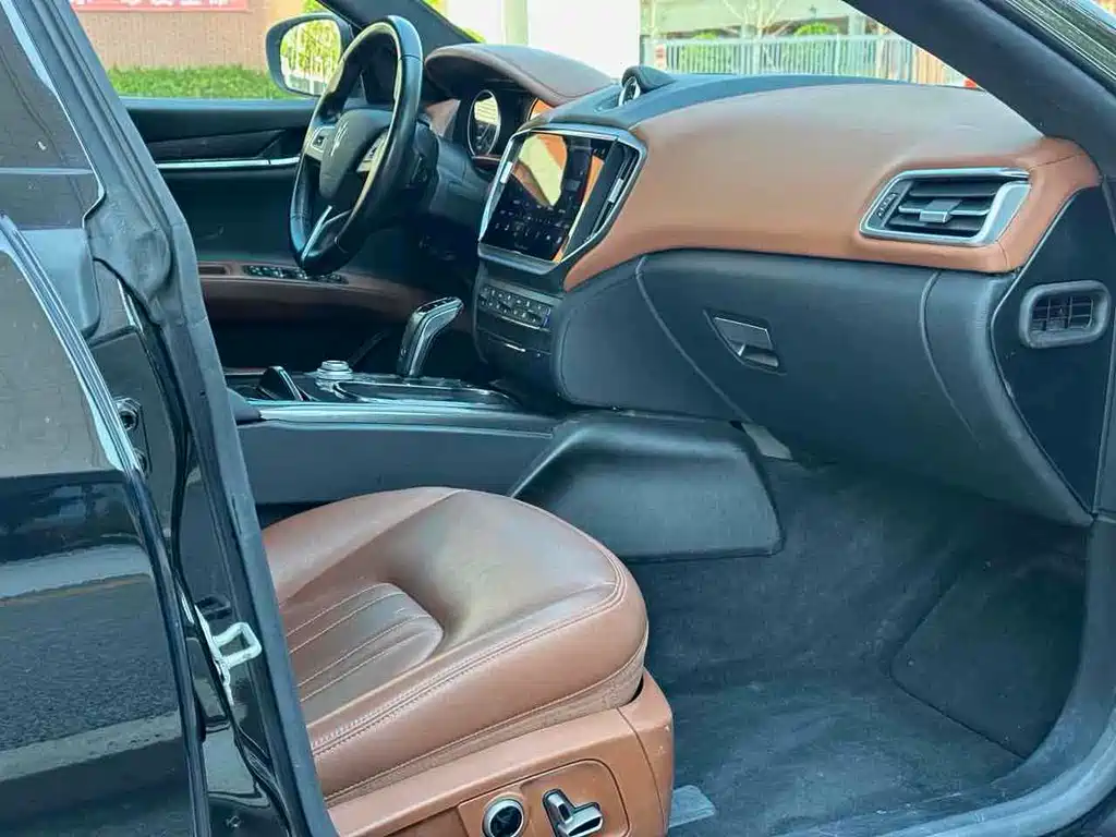 Maserati Ghibli 2021 2.0T