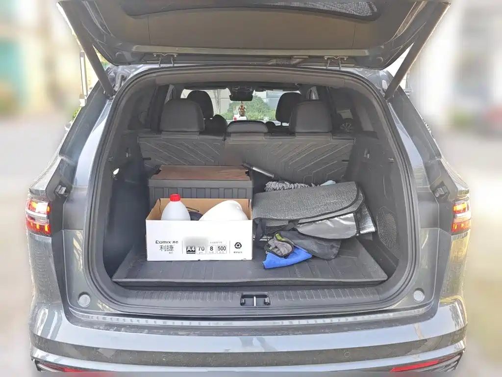 Geely Xingyue L — миниатюра 20