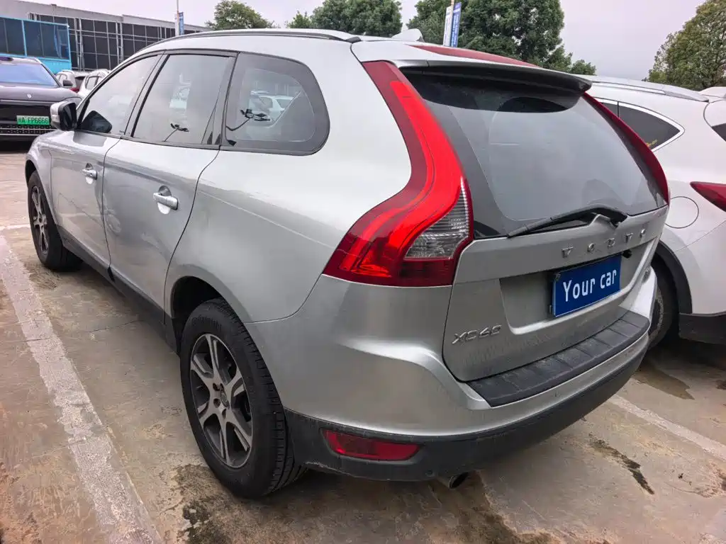 Volvo XC60 (Import) — миниатюра 4
