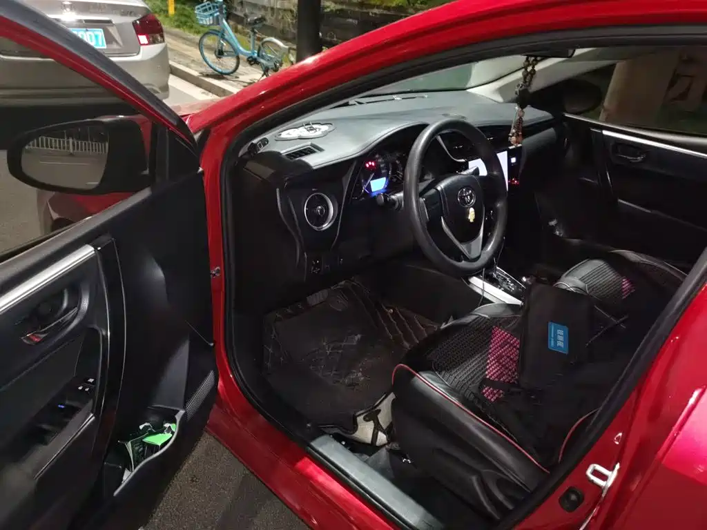 Toyota Corolla — миниатюра 12