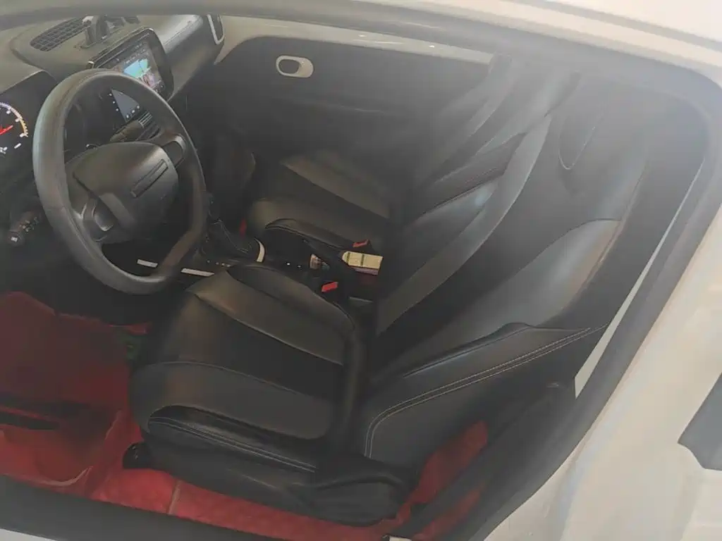 Roewe Clever — миниатюра 14