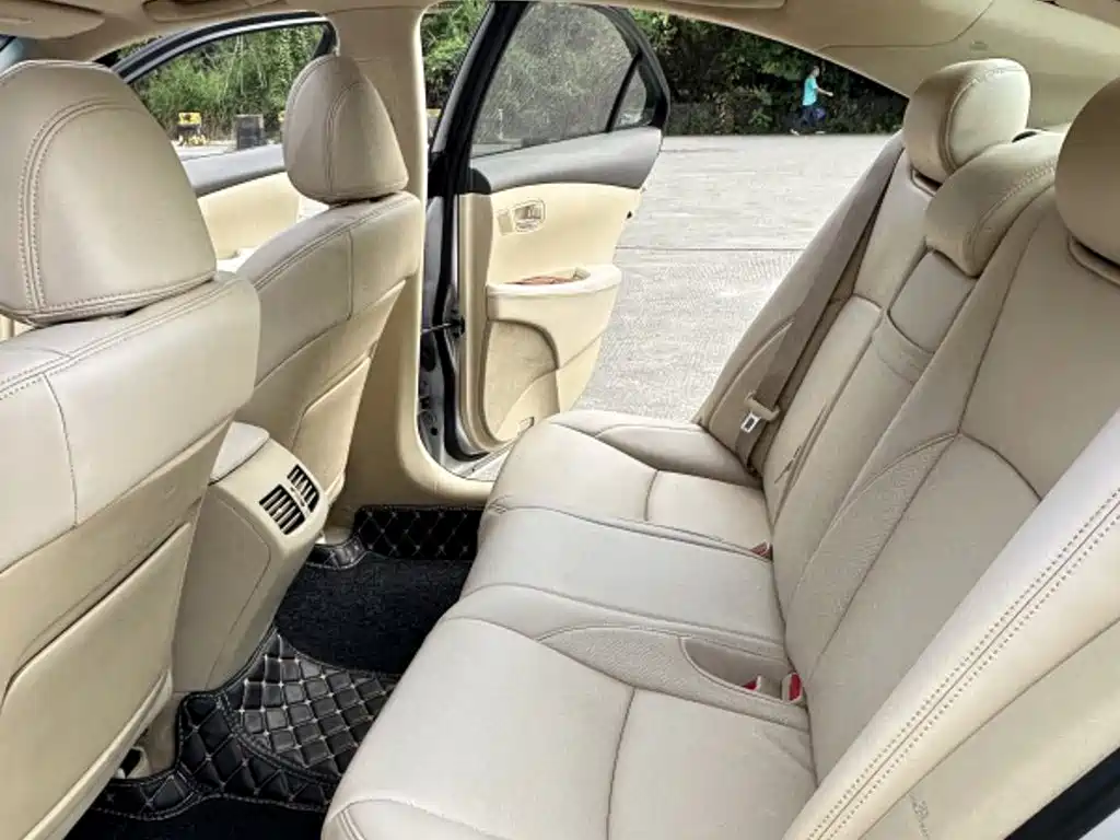 Lexus ES — миниатюра 10