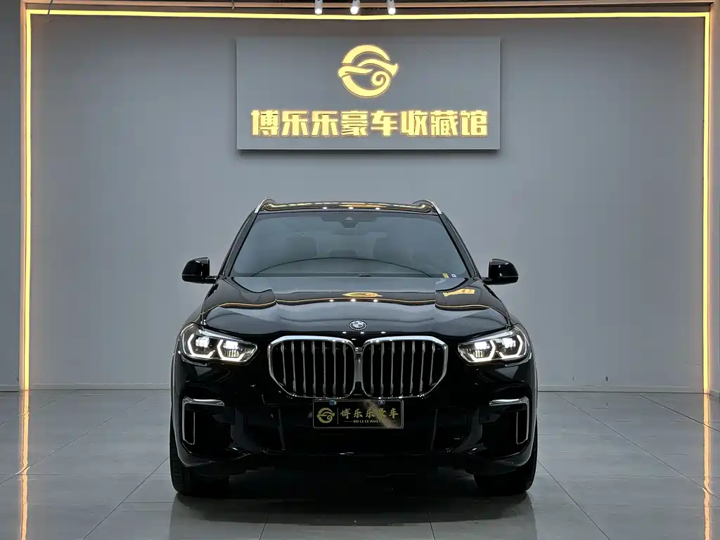 BMW X5 2022 xDrive 40Li M Sport