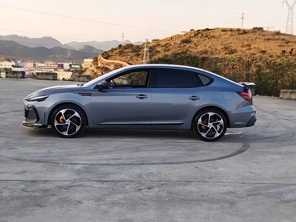 MG MG6 — миниатюра 4
