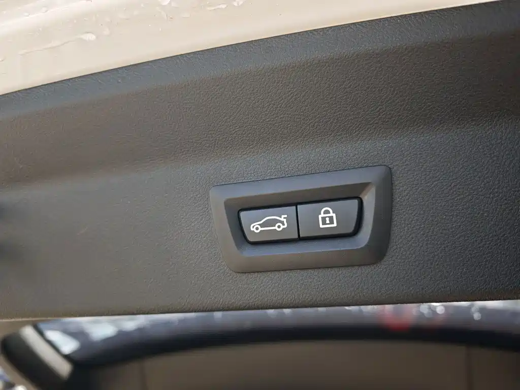 BMW X3 — миниатюра 13