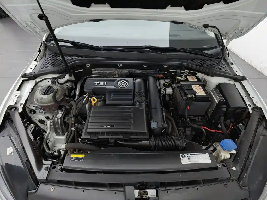 Volkswagen Golf — миниатюра 6