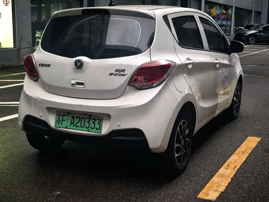 Changan Benben E-Star — миниатюра 7