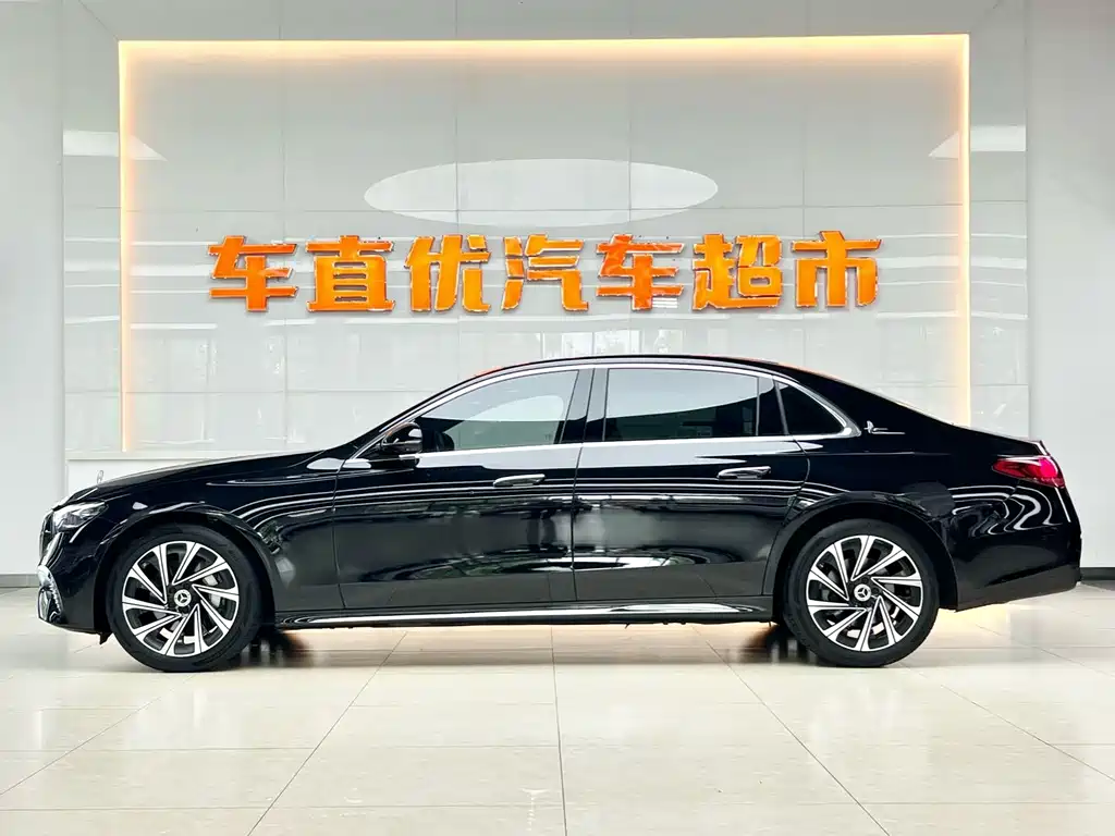Mercedes-Benz E-Class — миниатюра 4