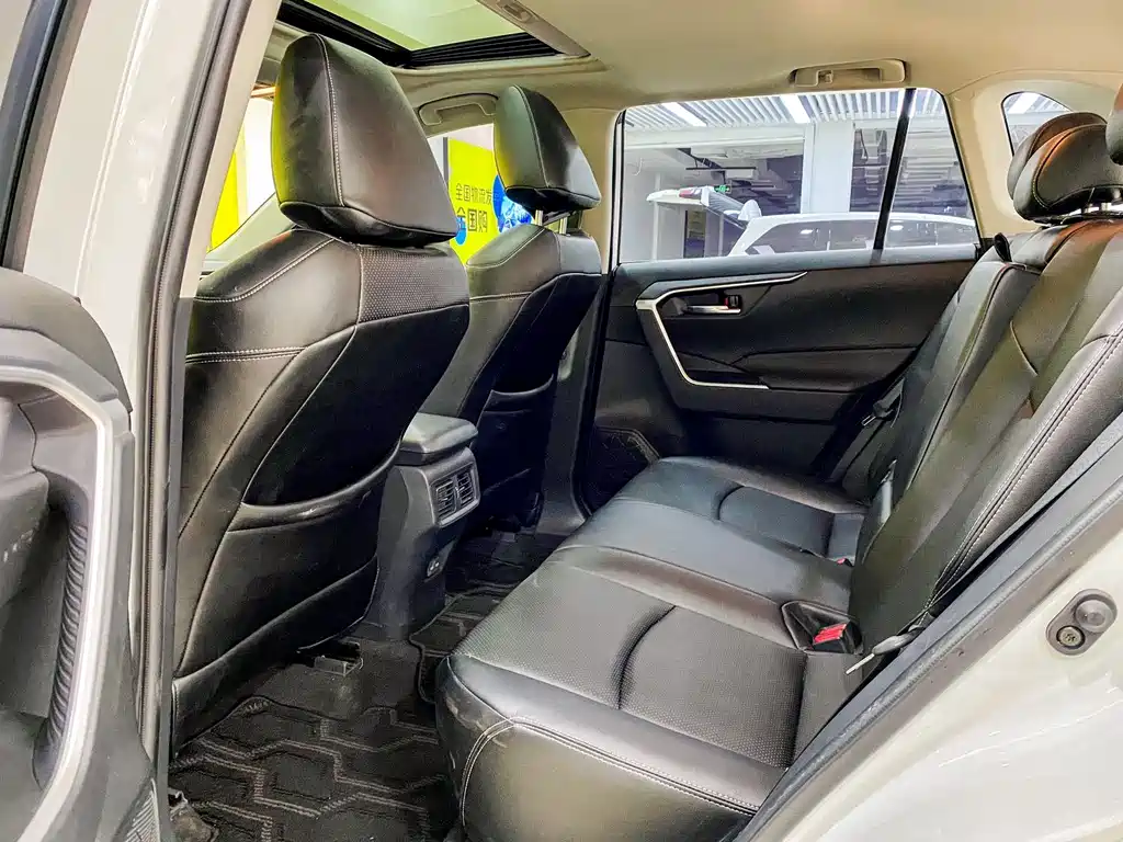 TOYOTA RAV4 RONGFANG