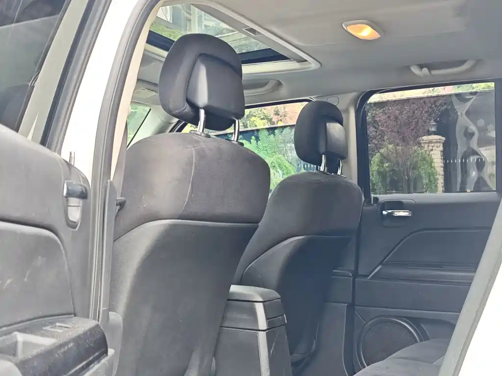 Jeep Patriot — миниатюра 11