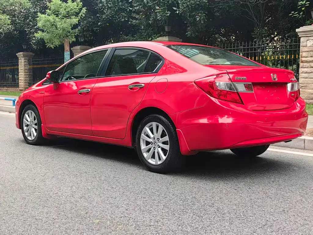 Honda Civic — миниатюра 7