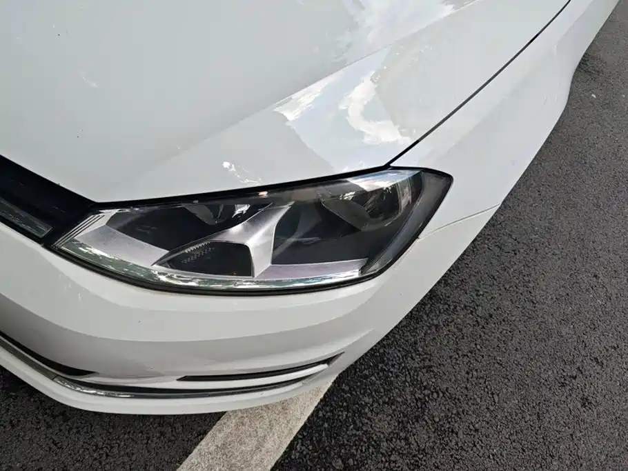 Volkswagen Golf 2016 230TSI AT Comfort