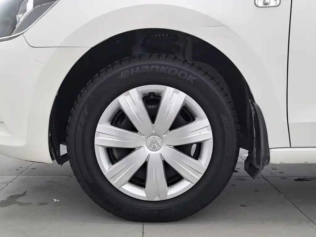 Volkswagen Jetta — миниатюра 17