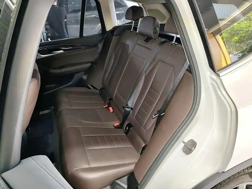 BMW X3 — миниатюра 5
