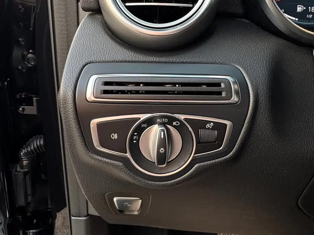 Mercedes-Benz GLC — миниатюра 17