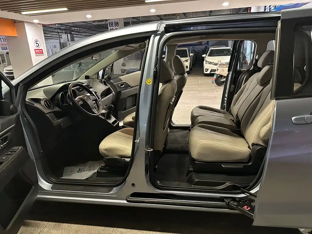 Mazda 5 — миниатюра 13