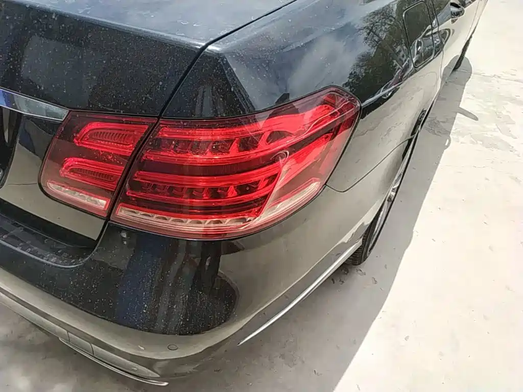 Mercedes-Benz E-Class E 2015 E 180 L Sport