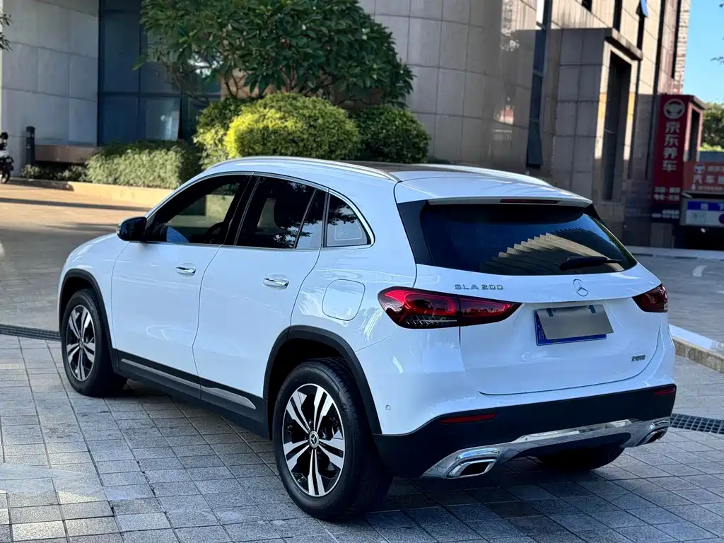Mercedes-Benz GLA — миниатюра 4