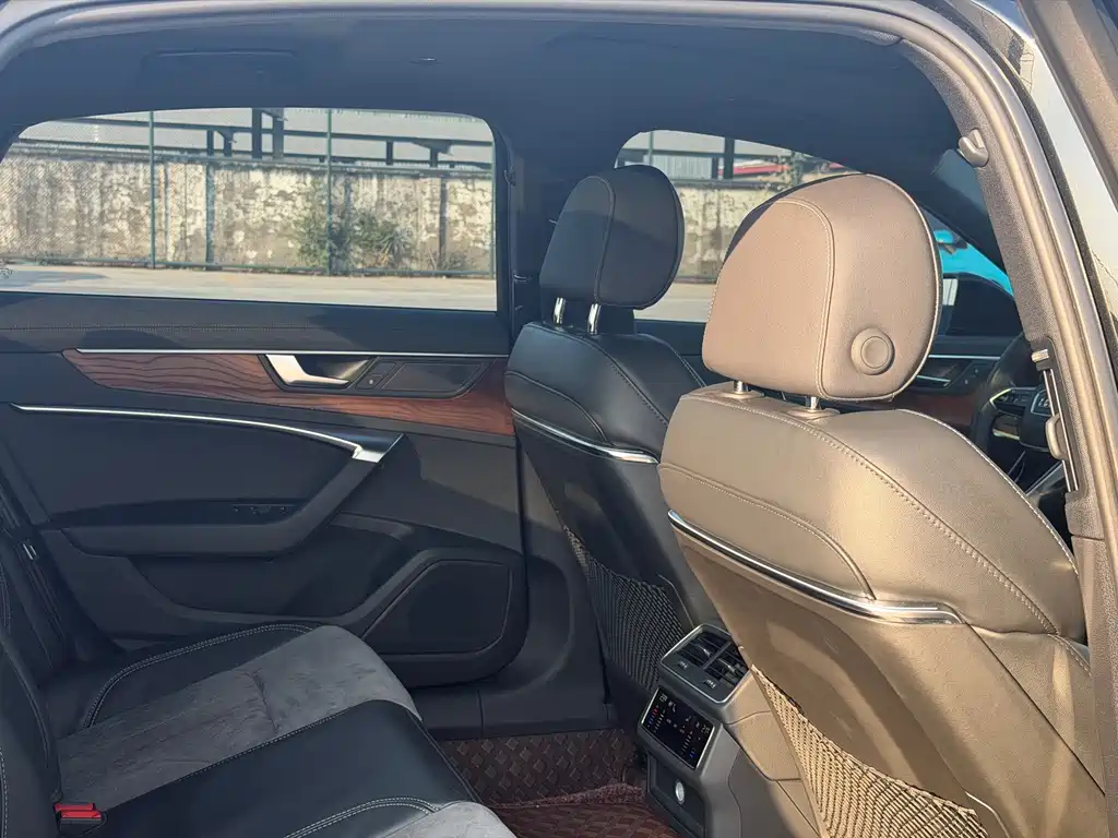 Audi A6L — миниатюра 14
