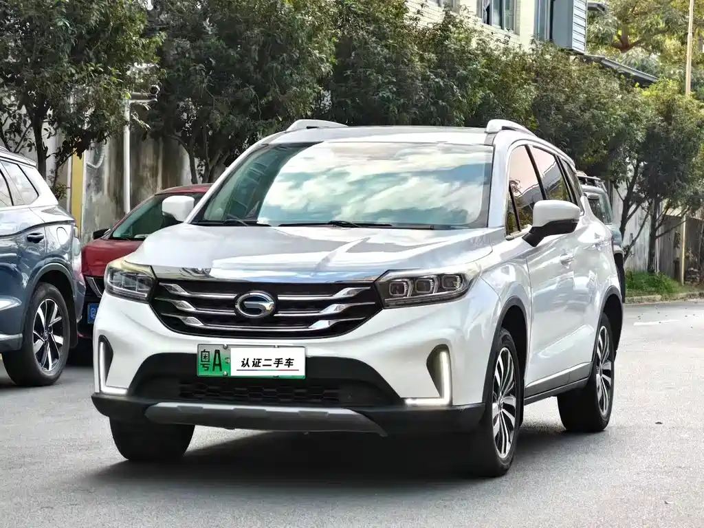 GAC TRUMPCHI GS4 NEW ENERGY