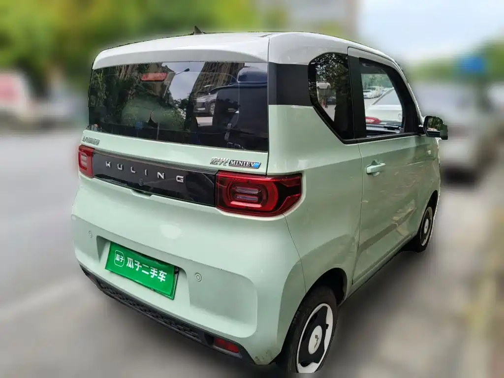 Wuling MINIEV — миниатюра 6