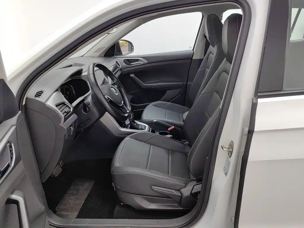 Volkswagen T-Cross — миниатюра 10