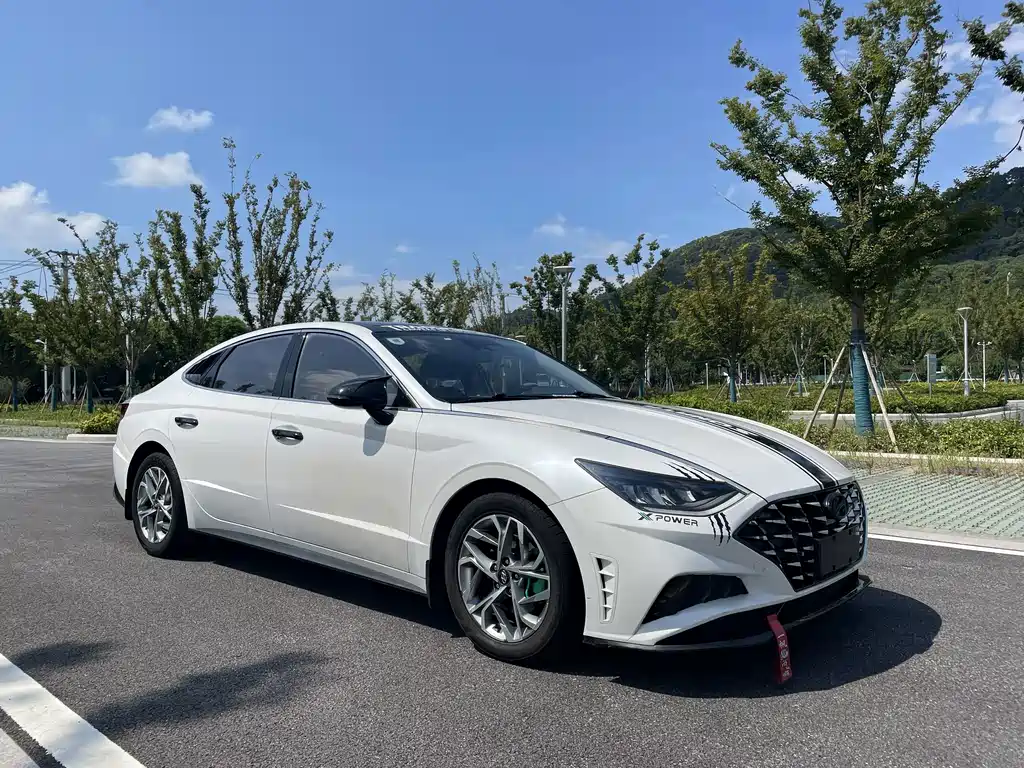 Hyundai Sonata — миниатюра 2