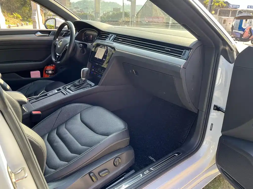 Volkswagen CC — миниатюра 12