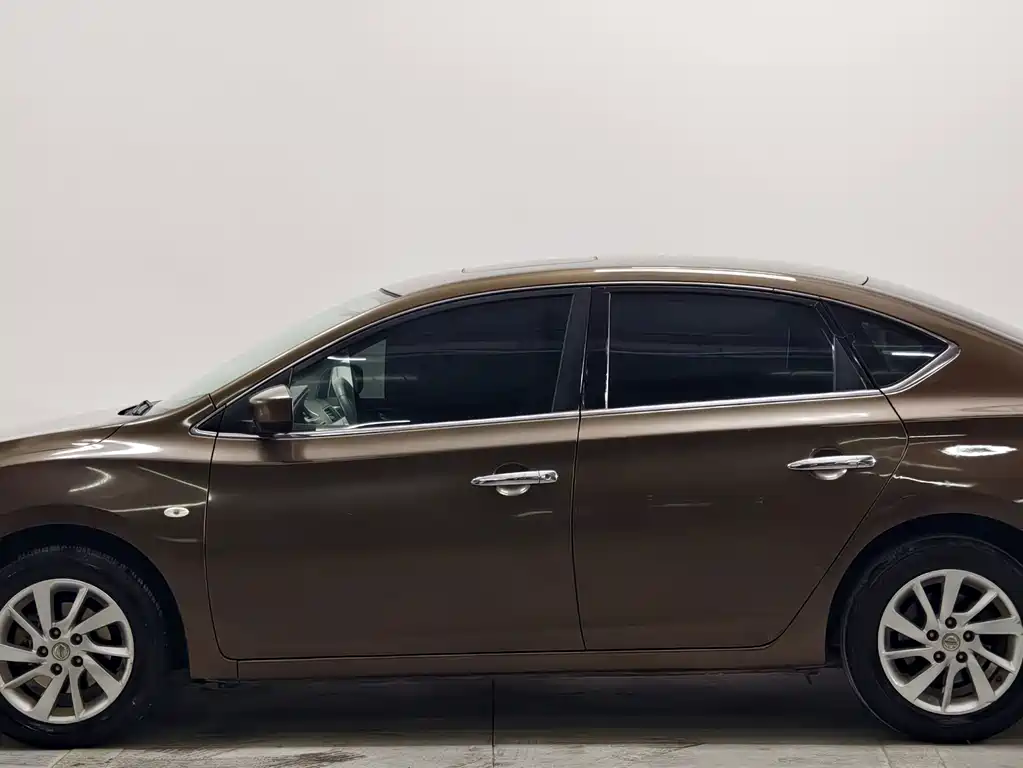 Nissan Sylphy — миниатюра 7