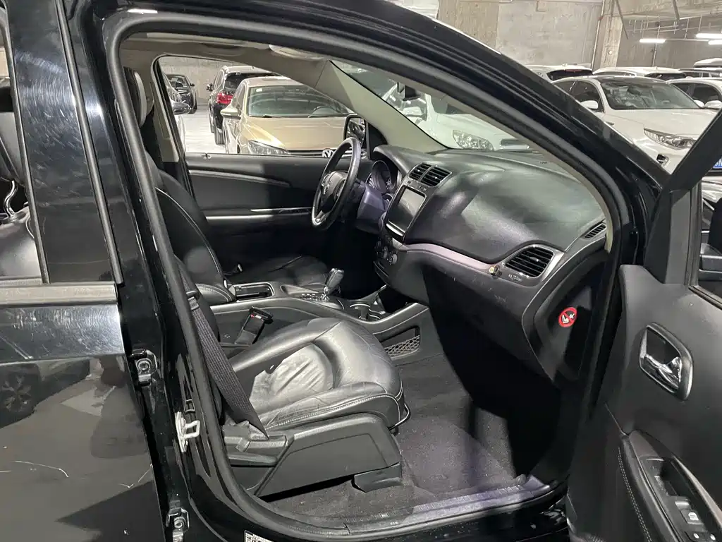 Dodge Journey — миниатюра 14
