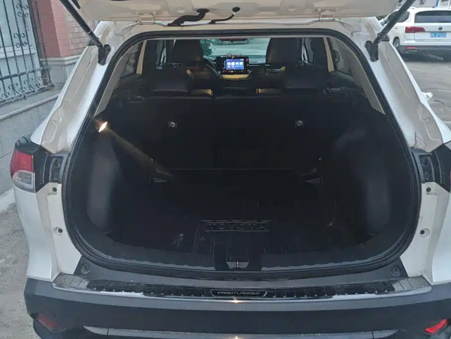 Toyota Frontlander — миниатюра 4