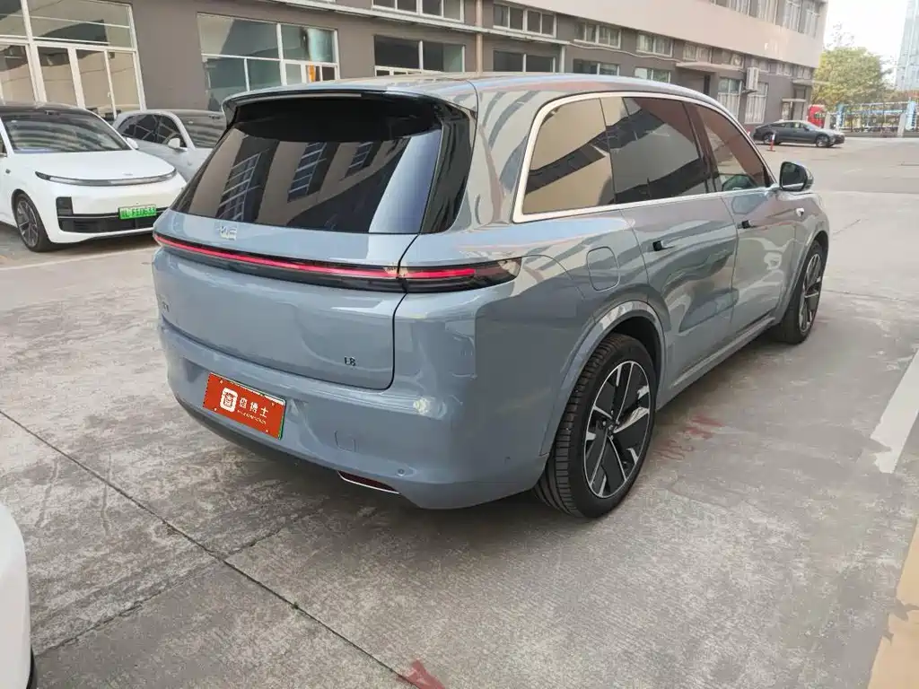 Li Auto IDEAL L8