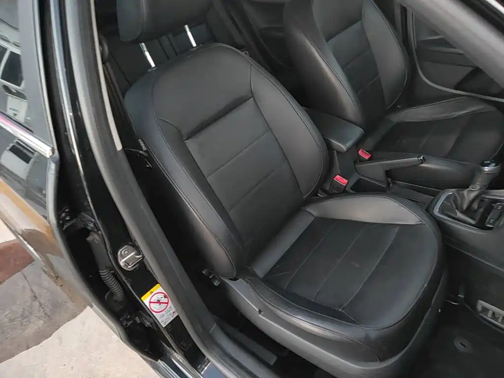 Volkswagen Lavida — миниатюра 25